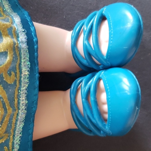 Disney Merida Brave toddler Doll 15 - Picture 4 of 7